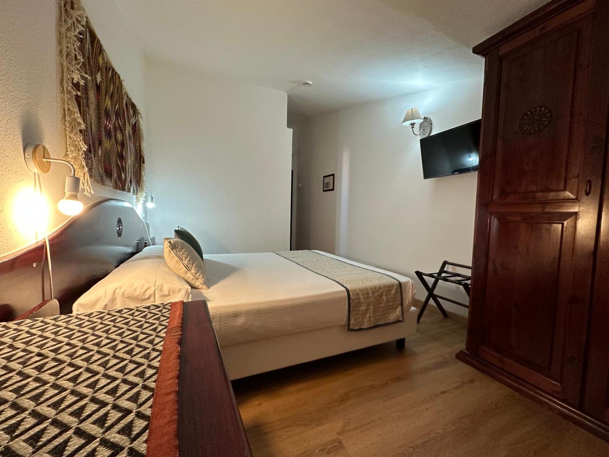 Hotel S'Ortale Con Parcheggio Interno E Ristorante All'Aperto Orosei Buitenkant foto