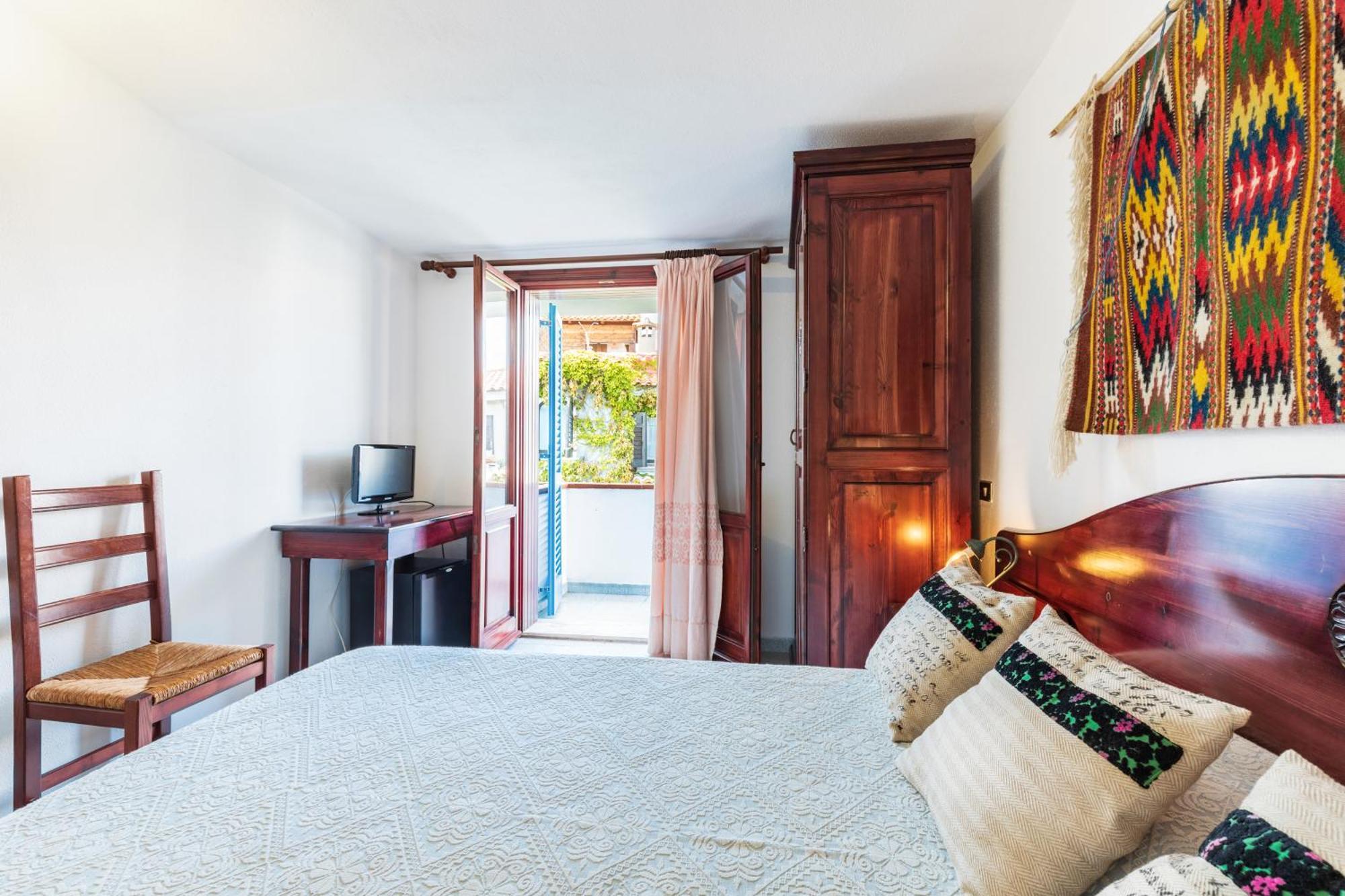 Hotel S'Ortale Con Parcheggio Interno E Ristorante All'Aperto Orosei Kamer foto